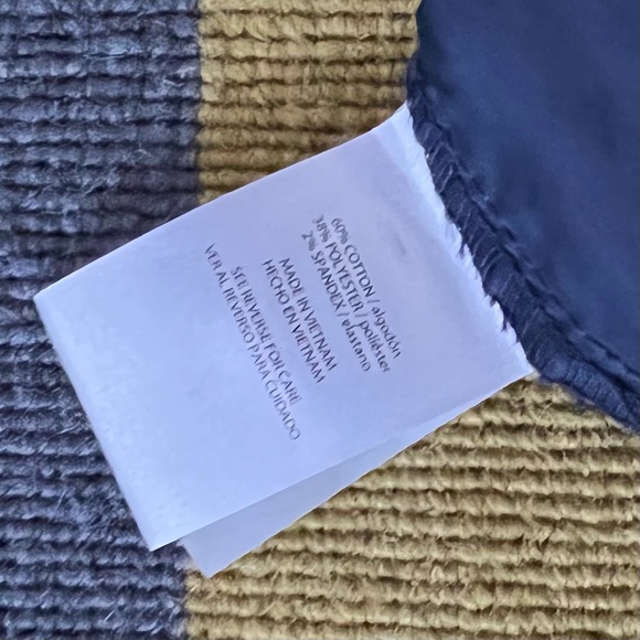 The Limited navy + white polka dot shorts • Size 6 - Picture 7 of 8